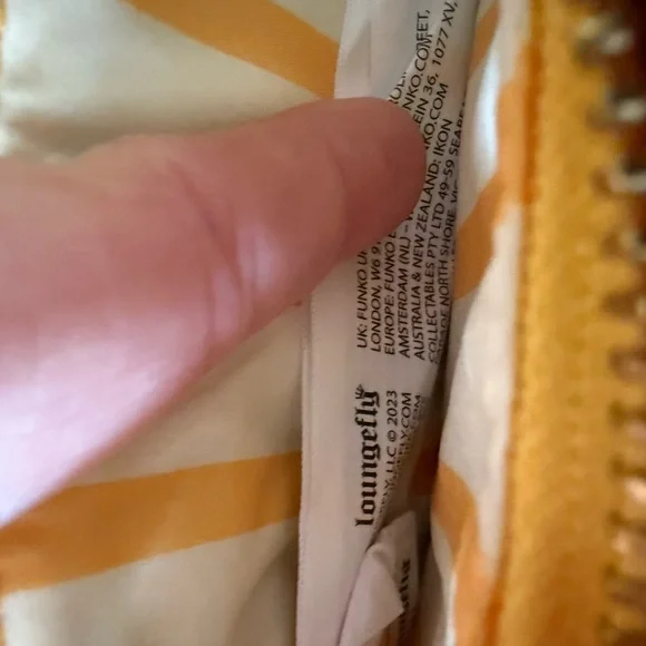 Loungefly McDonalds fry wallet in great condition - Picture 4 of 10